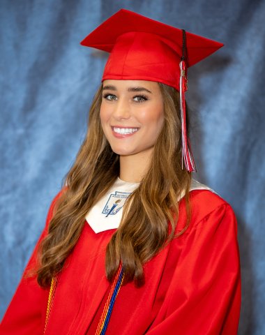 Valedictorian Jessica Fikac