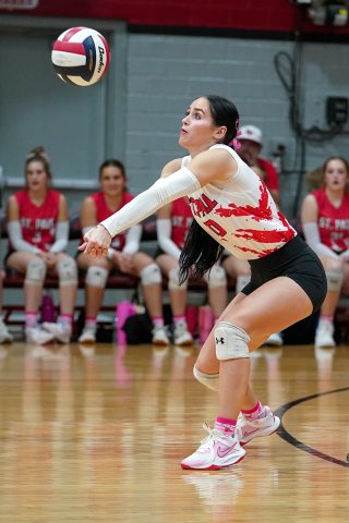 Tatum Walker makes a defensive play on the ball Thursday against Divine Savior. (Photos by Lori Raabe).